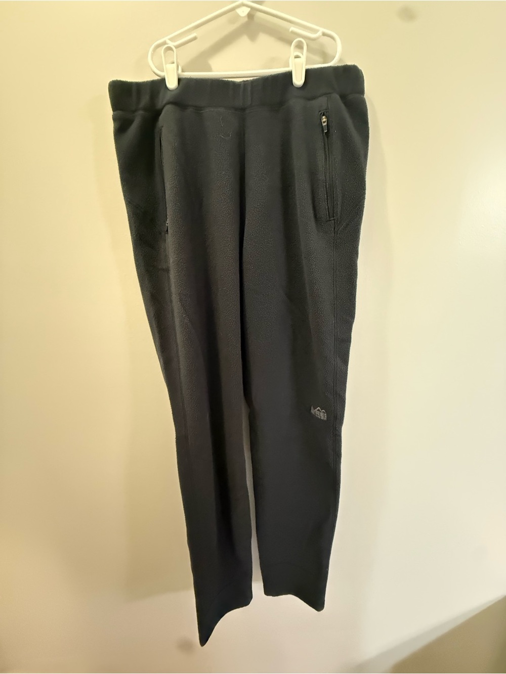 REI Men's Black Fleece Joggers with Zippered Pocket